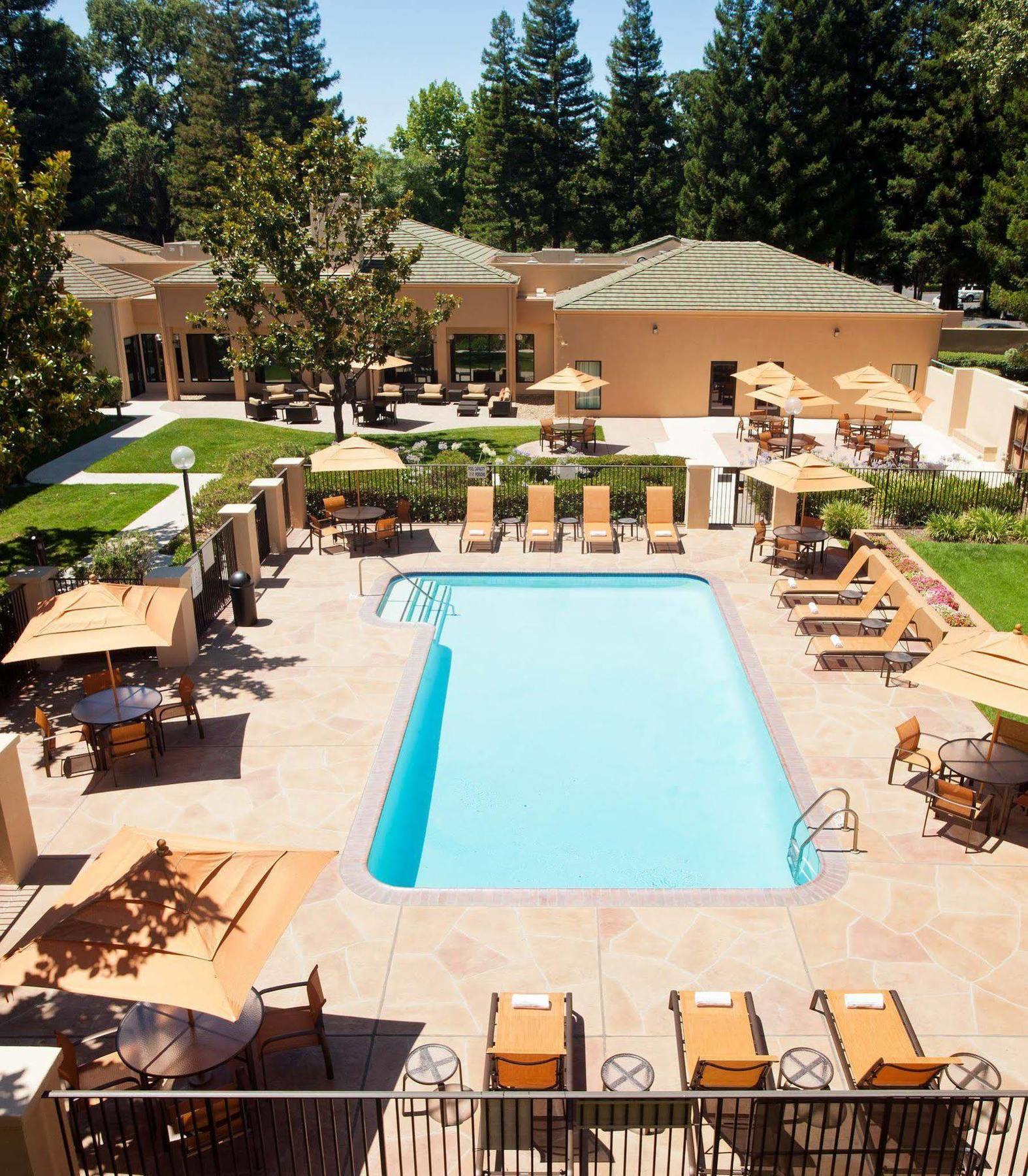 Courtyard Sacramento Airport Natomas Ξενοδοχείο Εξωτερικό φωτογραφία